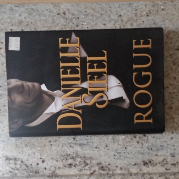 BOOK: Rogue ~ Danielle Steel - Picture 1 of 3